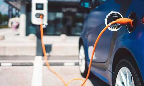 Embracing the Future: 5 Advantages of Electric Cars